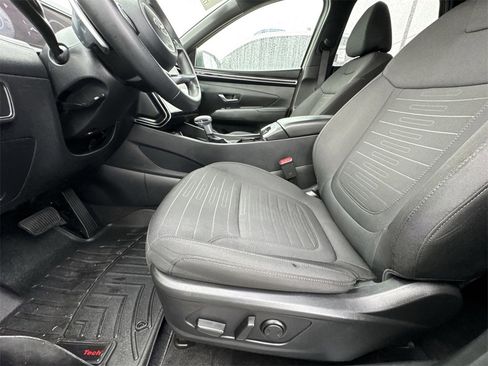 Used 2023 Hyundai Santa Cruz SEL Premium image 12