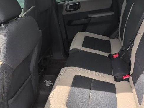 Used 2022 Ford Bronco 4-Door AWD/4WD image 4