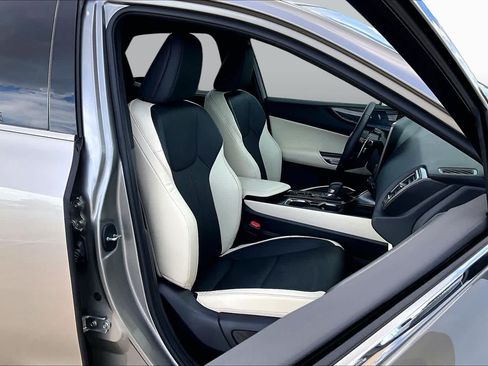 Used 2024 Lexus NX 350 AWD image 9