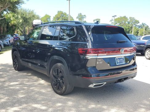 Certified 2026 Volkswagen Atlas SE w/ Black Wheel Package AWD/4WD image 6