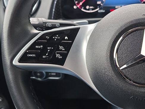 Used 2025 Mercedes-Benz GLB 250 4MATIC image 20