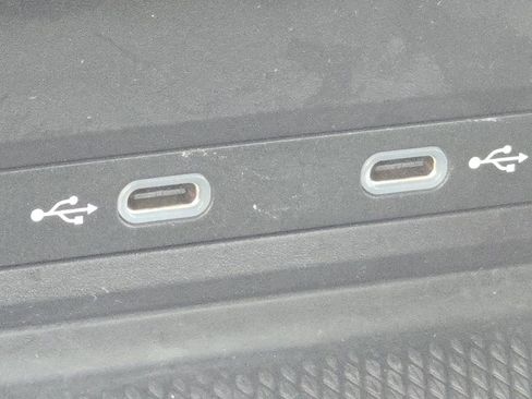 Used 2024 Volkswagen Atlas SEL image 32