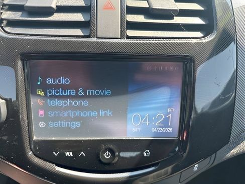 Used 2014 Chevrolet Spark LT FWD image 21