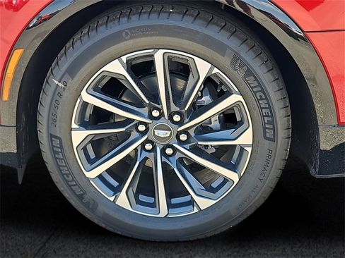 New 2025 Cadillac Lyriq Sport image 25