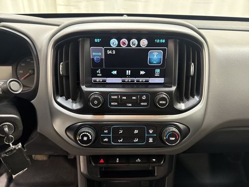 Used 2015 Chevrolet Colorado LT w/ LT Convenience Package AWD/4WD image 23