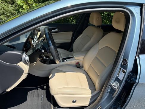 Used 2015 Mercedes-Benz GLA 250 4MATIC image 11