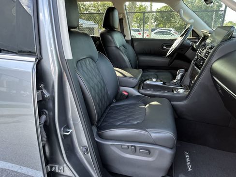 Used 2024 Nissan Armada Platinum w/ Captain's Chairs Package RWD image 9
