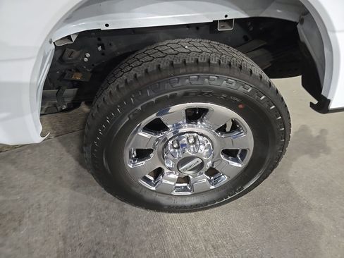 Used 2024 Ford F350 Lariat w/ Lariat Ultimate Package image 10