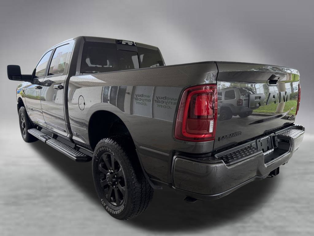 Used 2025 RAM 2500 Laramie AWD/4WD image 4