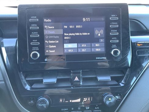 Used 2022 Toyota Camry LE FWD image 19