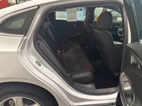 Used 2024 Chevrolet Malibu LT image 15