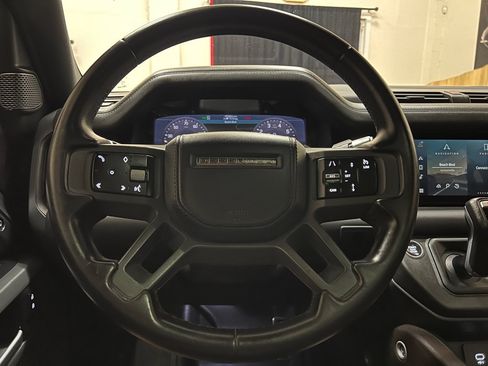 Used 2020 Land Rover Defender 110 X AWD/4WD image 30