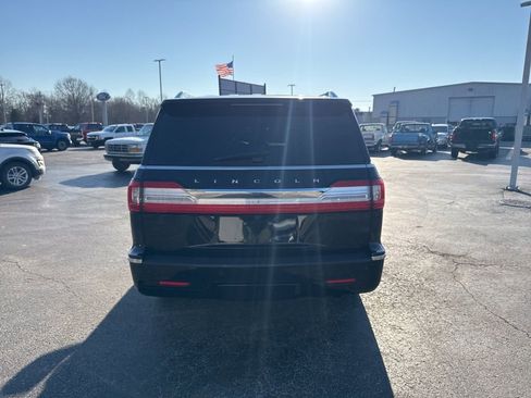 Used 2020 Lincoln Navigator Reserve w/ Equipment Group 208A Reserve image 4