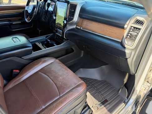 Used 2019 RAM 2500 Limited image 30