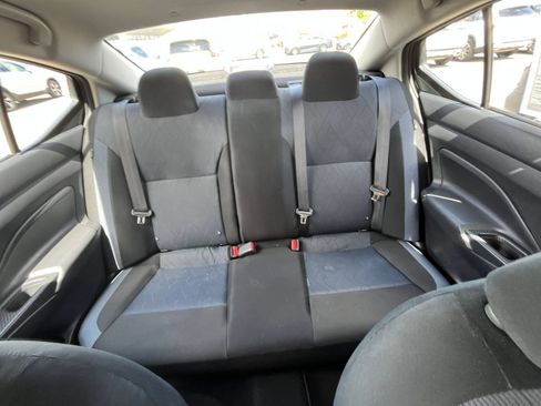 Used 2025 Nissan Versa SV FWD image 35