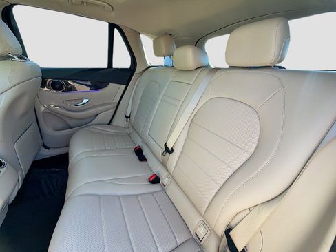 Used 2020 Mercedes-Benz GLC 300 4MATIC w/ Multimedia Package image 21