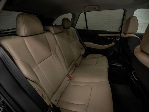 Used 2021 Subaru Outback Limited image 24