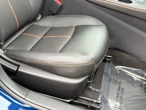 Used 2021 Nissan Altima 2.5 SR w/ SR Premium Package image 11