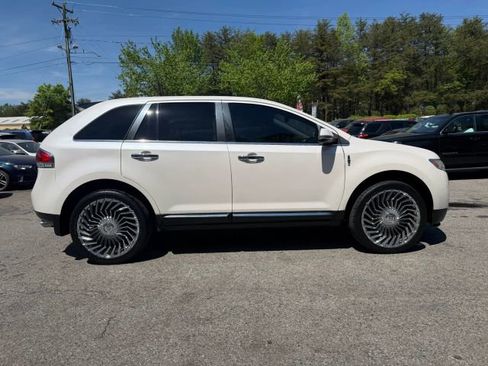 Used 2015 Lincoln MKX FWD w/ Equipment Group 102A image 6