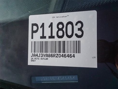 Used 2024 Mitsubishi Outlander SE image 26