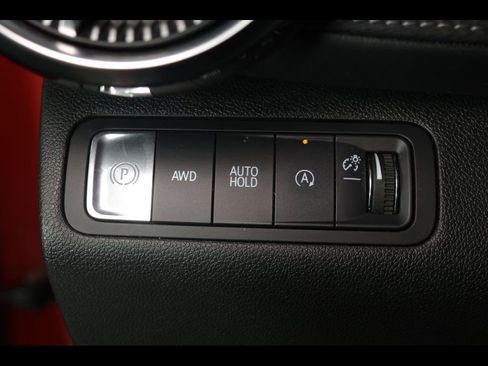 Used 2025 Chevrolet Equinox LT w/ Convenience Package II image 12