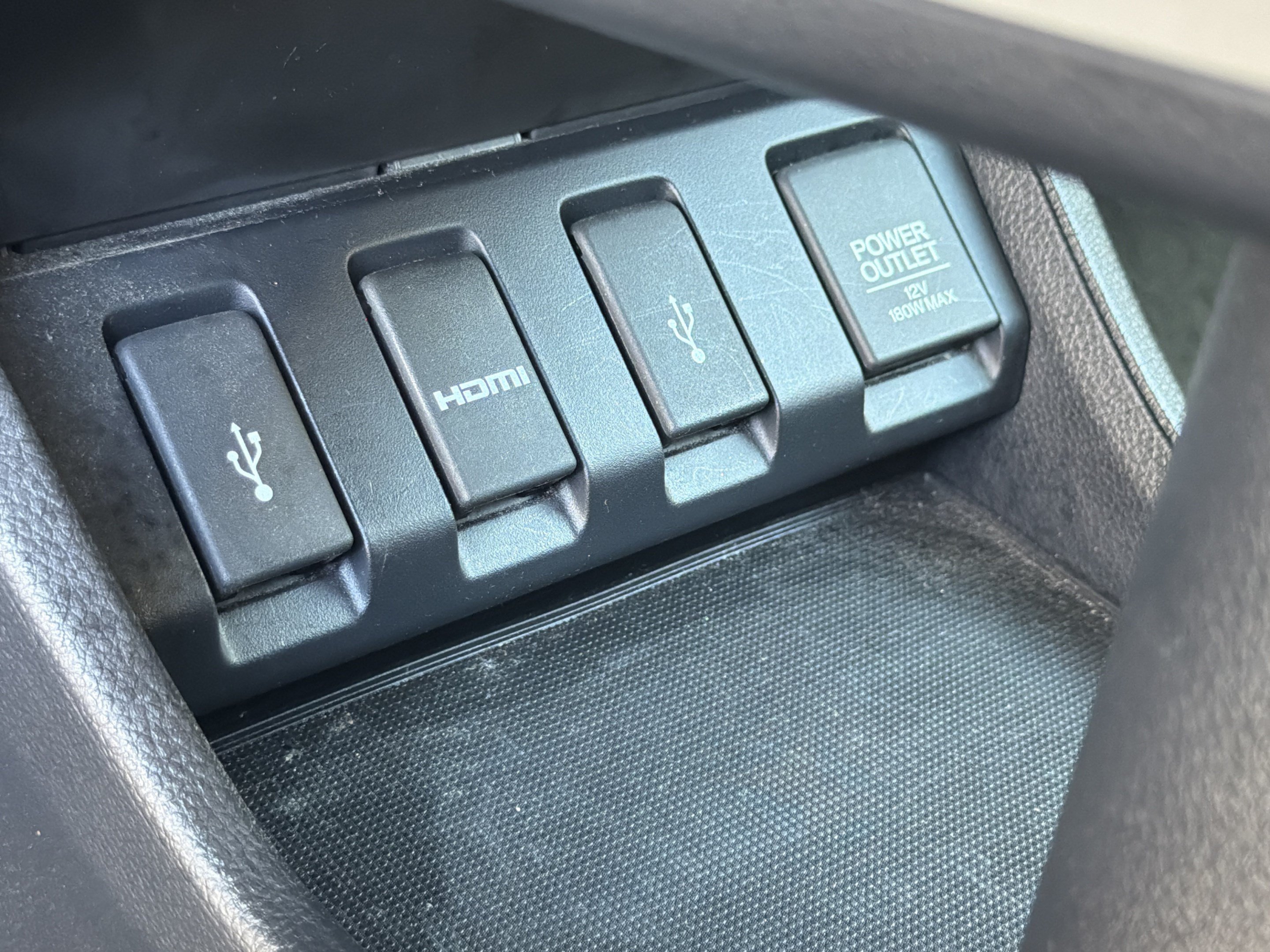 Used 2017 Honda HR-V EX image 19