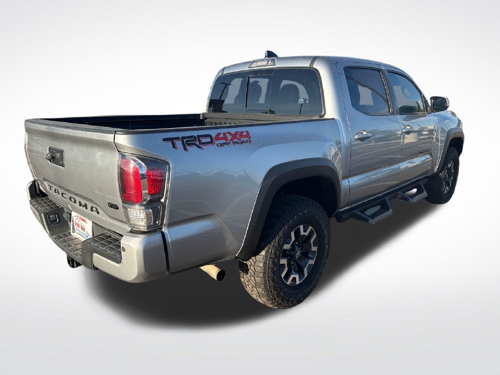 Used 2023 Toyota Tacoma TRD Off-Road w/ Technology Package AWD/4WD image 5