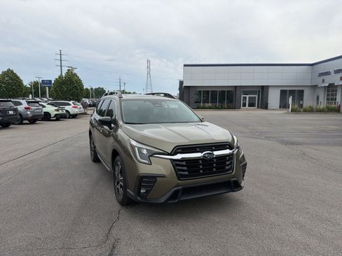 Certified 2024 Subaru Ascent Limited w/ Technology Package AWD/4WD image 9