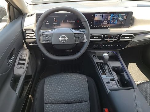 New 2026 Nissan Sentra SV w/ SV Convenience Package FWD image 23