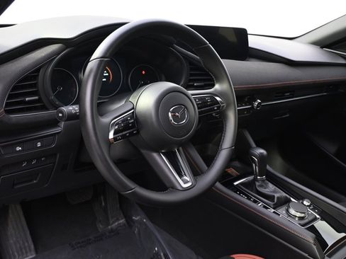 Certified 2025 MAZDA MAZDA3 Carbon image 11