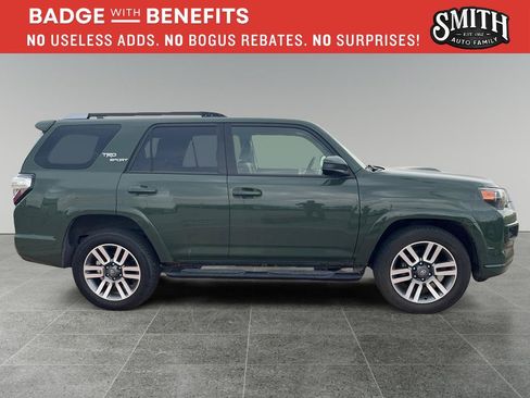 Used 2022 Toyota 4Runner TRD Sport RWD image 3