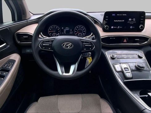 Used 2022 Hyundai Santa Fe SE FWD image 6