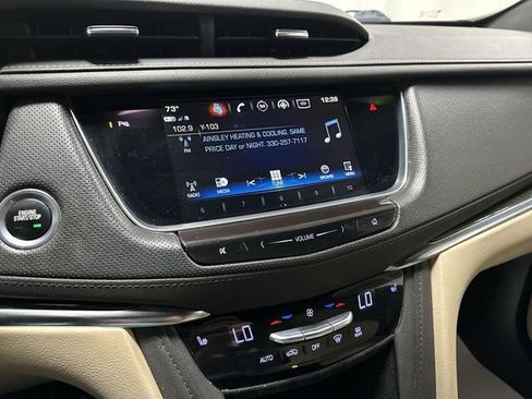 Used 2019 Cadillac XT5 AWD image 11
