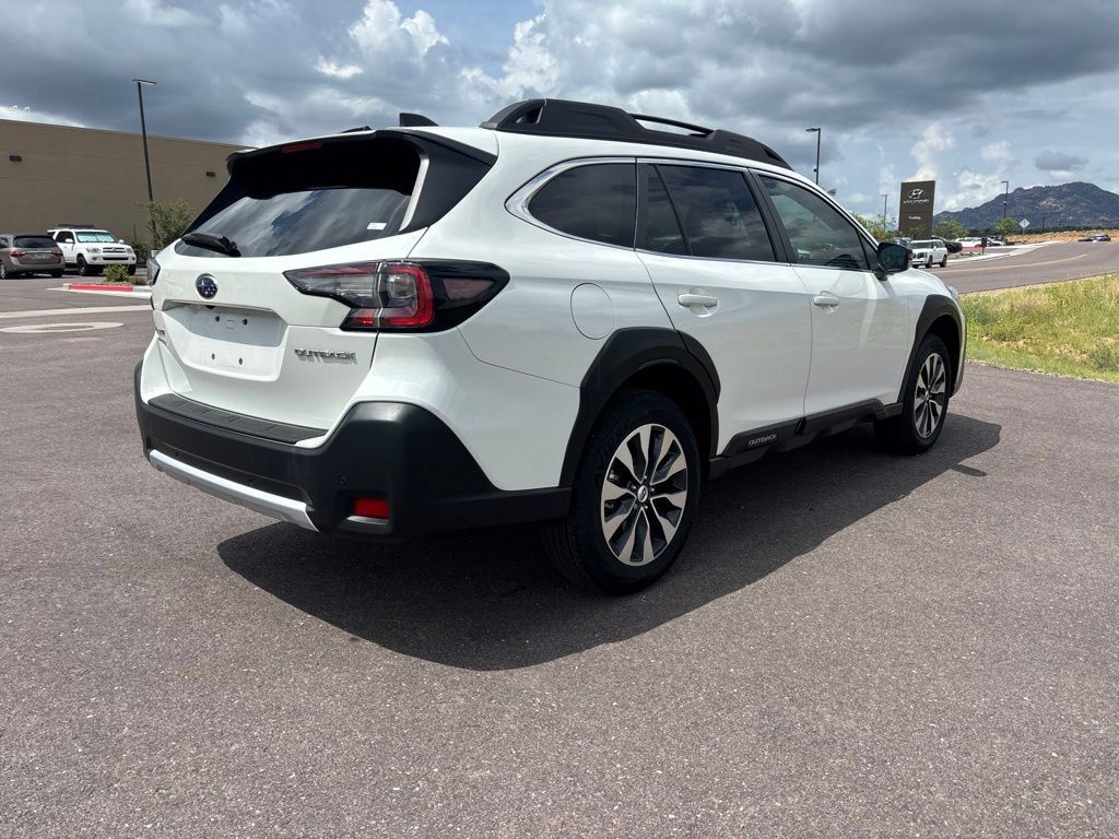 Used 2024 Subaru Outback Limited AWD/4WD image 4
