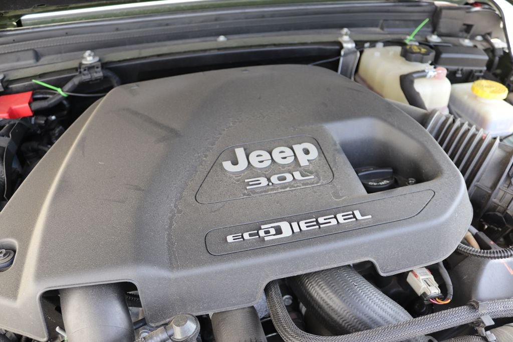 Used 2021 Jeep Wrangler Unlimited Sport AWD/4WD image 6