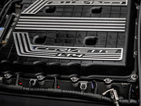 Used 2018 Chevrolet Corvette Z06 RWD image 90