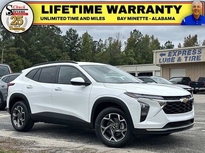 New 2026 Chevrolet Trax LT w/ LPO, Blackout Package