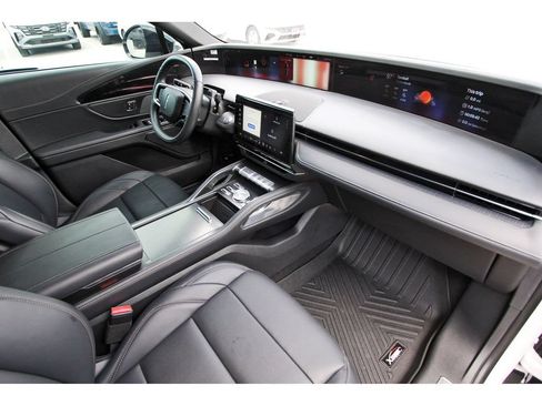 Used 2024 Lincoln Nautilus Premier w/ Jet Appearance Package AWD/4WD image 28