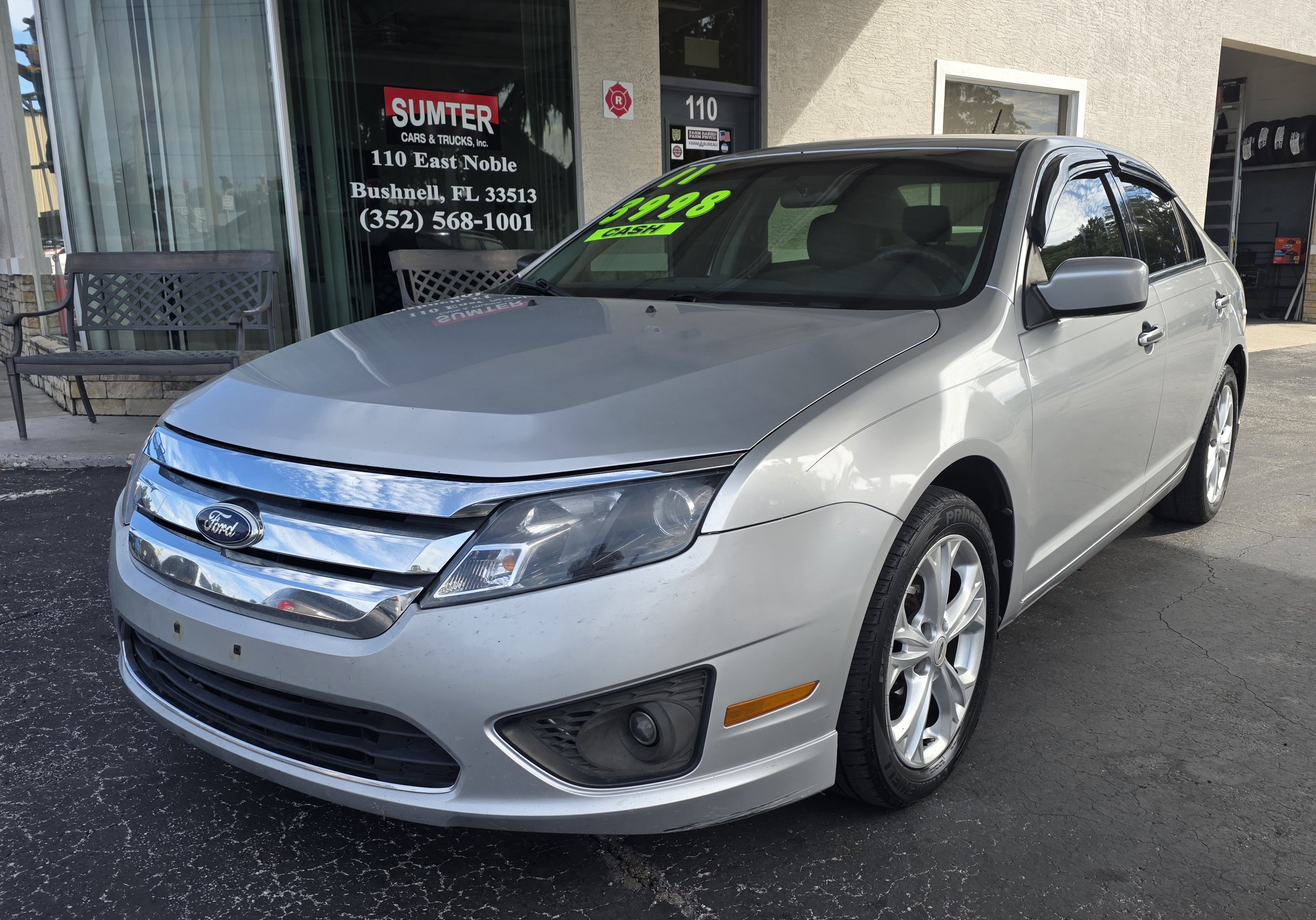 Used 2012 Ford Fusion SE FWD image 2