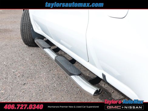 Used 2023 Chevrolet Silverado 1500 LT AWD/4WD image 34