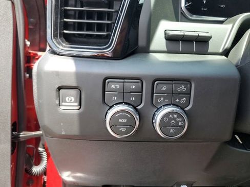 New 2026 GMC Sierra 1500 AT4 w/ AT4 Premium Package AWD/4WD image 31