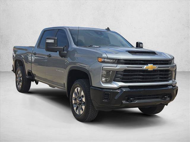 Used 2024 Chevrolet Silverado 2500 Custom w/ Custom Convenience Package AWD/4WD image 3