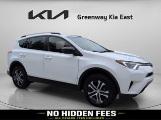 Used 2017 Toyota RAV4 LE FWD video 1