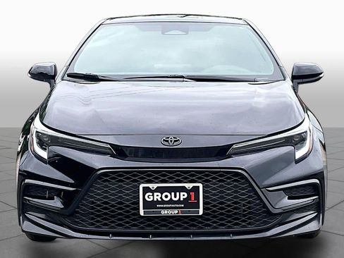 Used 2024 Toyota Corolla SE FWD image 4