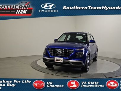New 2025 Hyundai Venue SEL