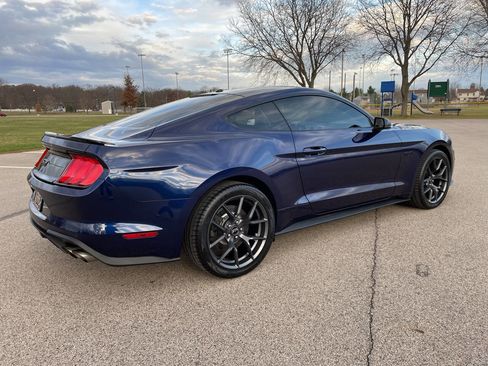 Used 2018 Ford Mustang GT Premium w/ Black Accent Package image 31