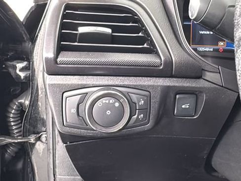 Used 2018 Ford Fusion SE w/ Equipment Group 601A image 31