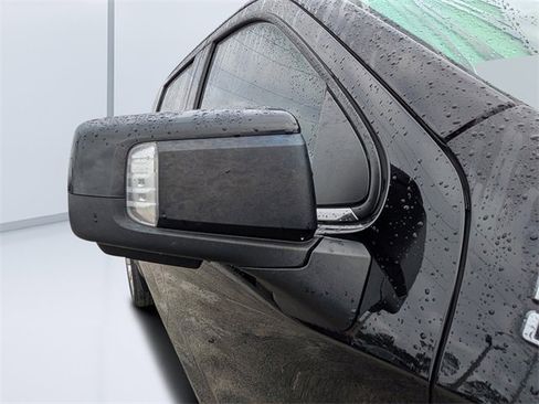 Used 2021 Chevrolet Silverado 1500 High Country w/ Technology Package image 11