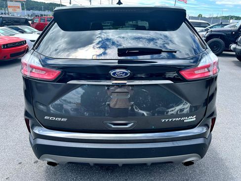 Used 2020 Ford Edge Titanium image 6