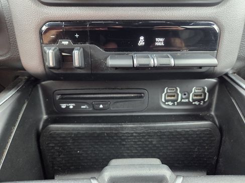 Used 2019 RAM 1500 Big Horn image 27